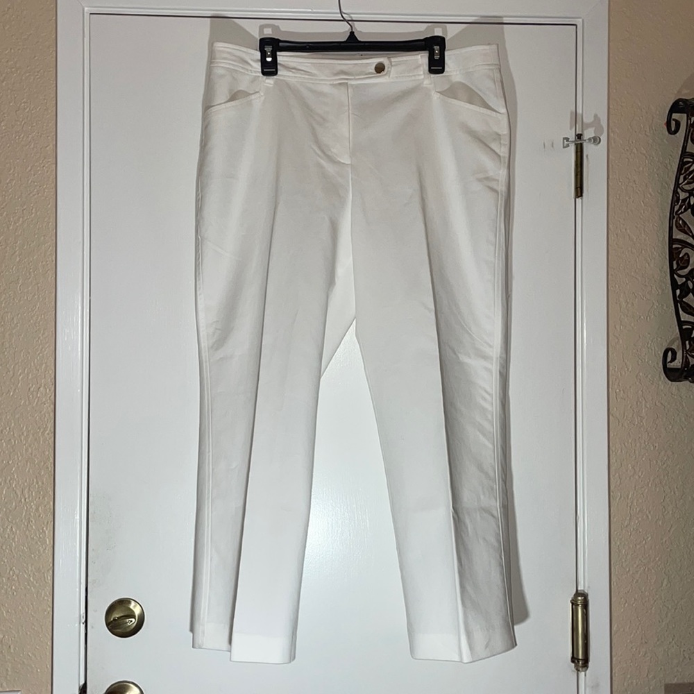 NWT Women’s Anne Klein white pants size 14